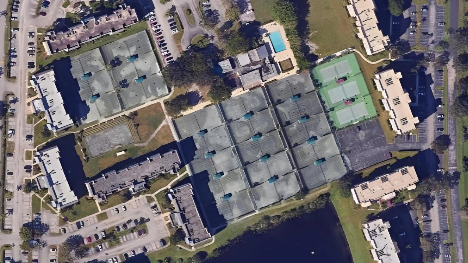 Aerial view of Tennis Club of Palm Beach in West Palm Beach home of KL Tennis Club Academy